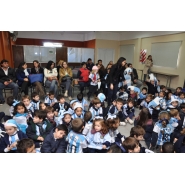Festejos por el Día de la Bandera con los niños de Jardín